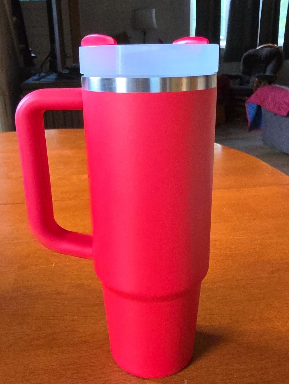 EUC Stanley 30 oz Quencher 2.0 Flowstate Tumbler - Chili Red - Picture 3 of 6